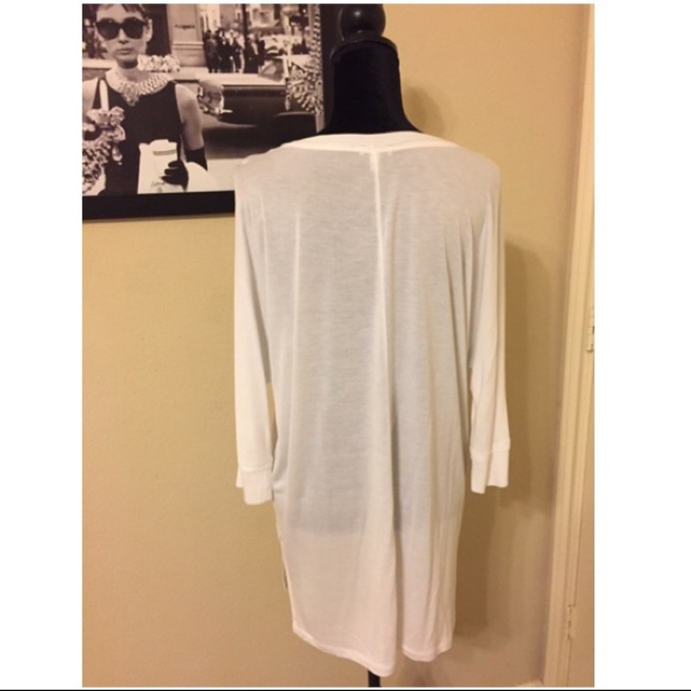 EXPRESS - Picture 2 of 5